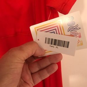 Lularoe NWT bright red Carly XL